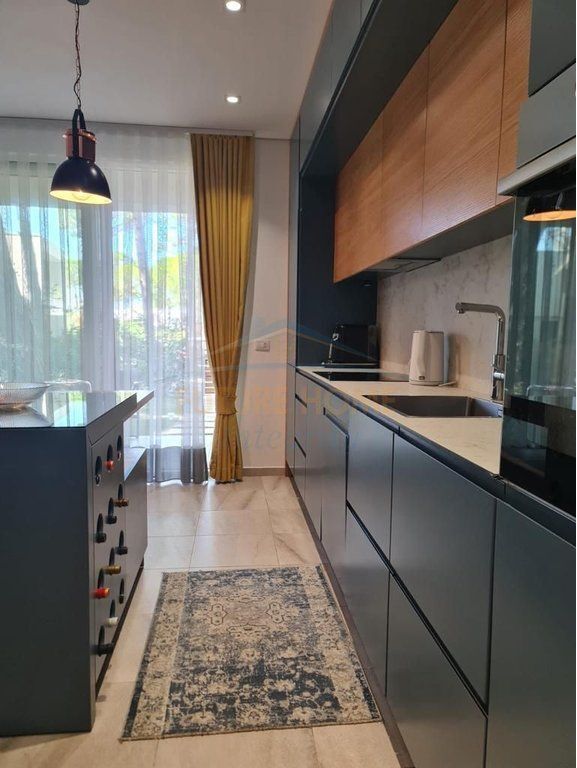 For sale, Apartment 2+1+Yard, San Pietro Residence, Lalëz Bay.