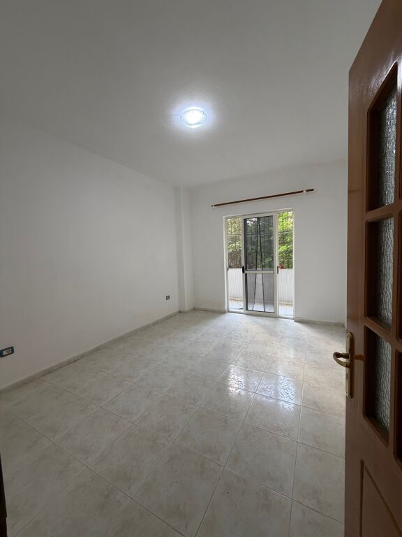 Apartment 2+1- For rent- Kavaja Street