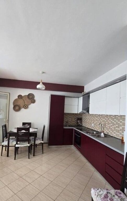 Apartament 2+1 me Qira në Kompleksin Kristal – Komuna e Parisit