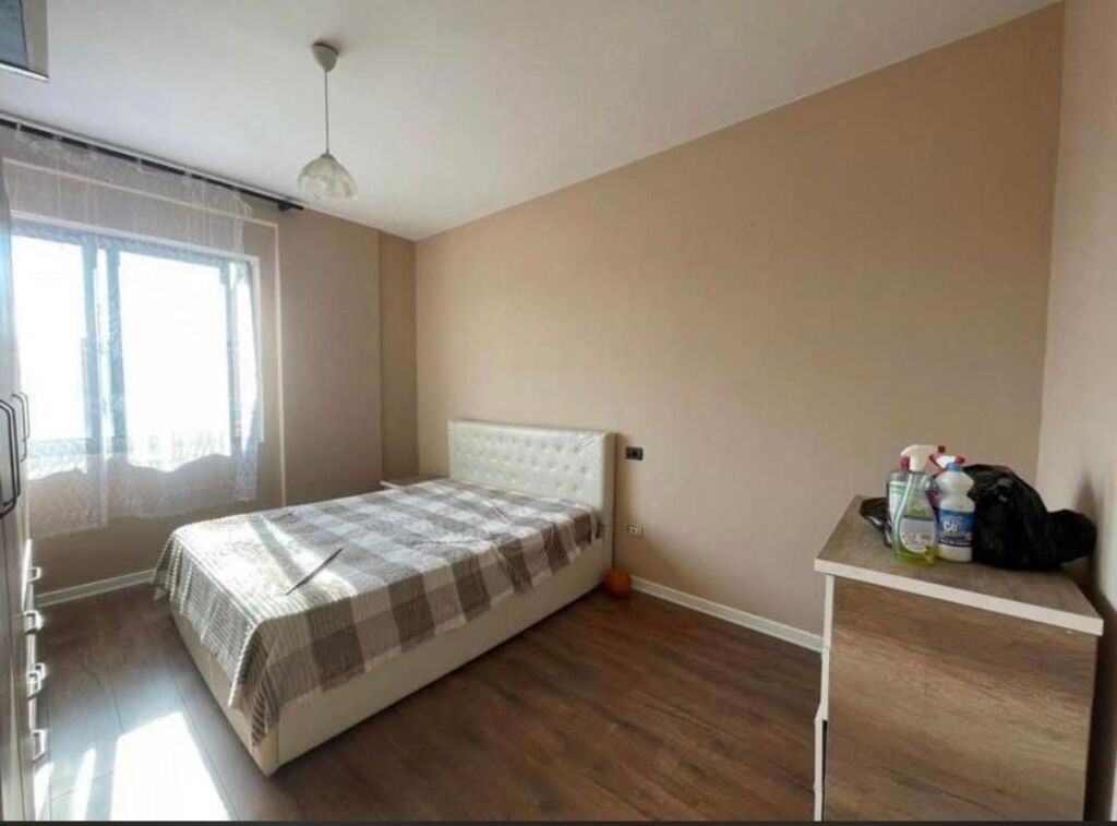 Qera | Apartament 2 + 1 afer Rrethit | Astir | 500 €/muaj – další