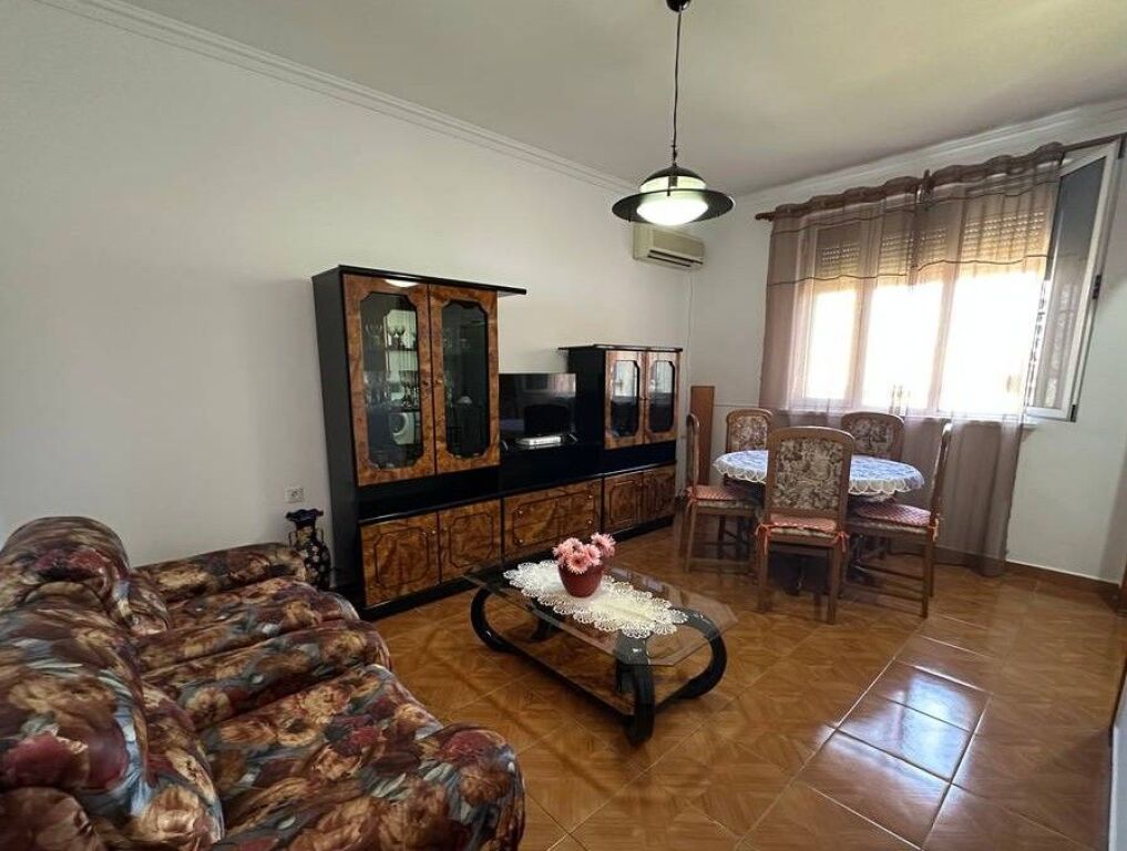 Apartment 2+1 For Rent near the Red School