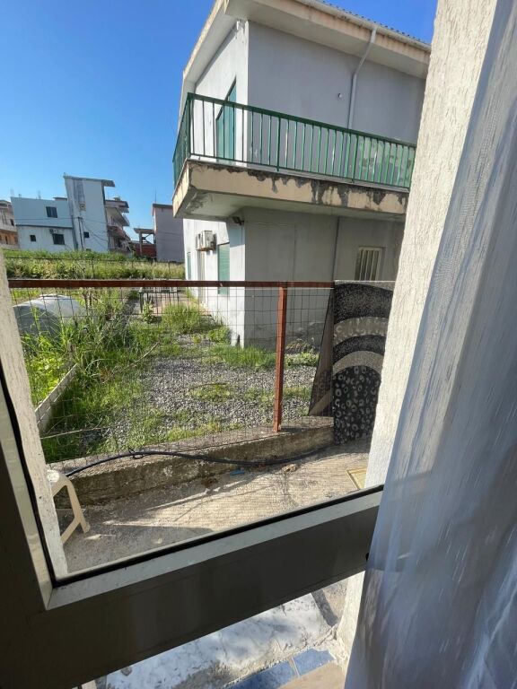 Casa privata 2+1, ex mensa di Durazzo!