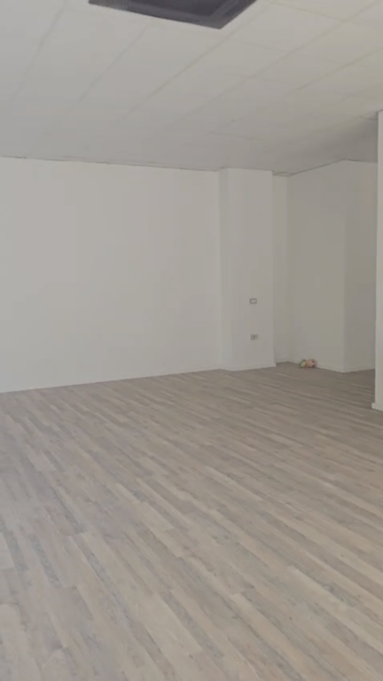 Jepet me qira ambient biznesi 172 m2