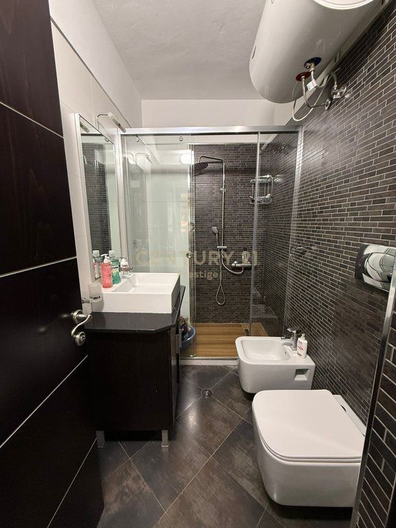 APARTMENT 2+1+PARKING SPACE FOR RENT "AMBASADOR 3", TIRANA