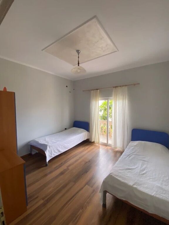 Apartament 3+1+ parkim me qira ne Sauk !