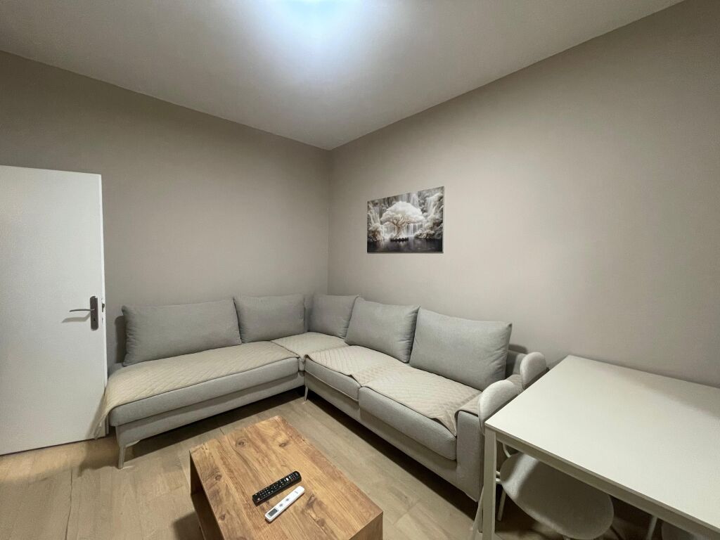 Apartament 1+1 per qera Ali Demi !