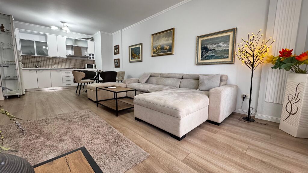 Apartment 1+1 for rent near the Artistic High School