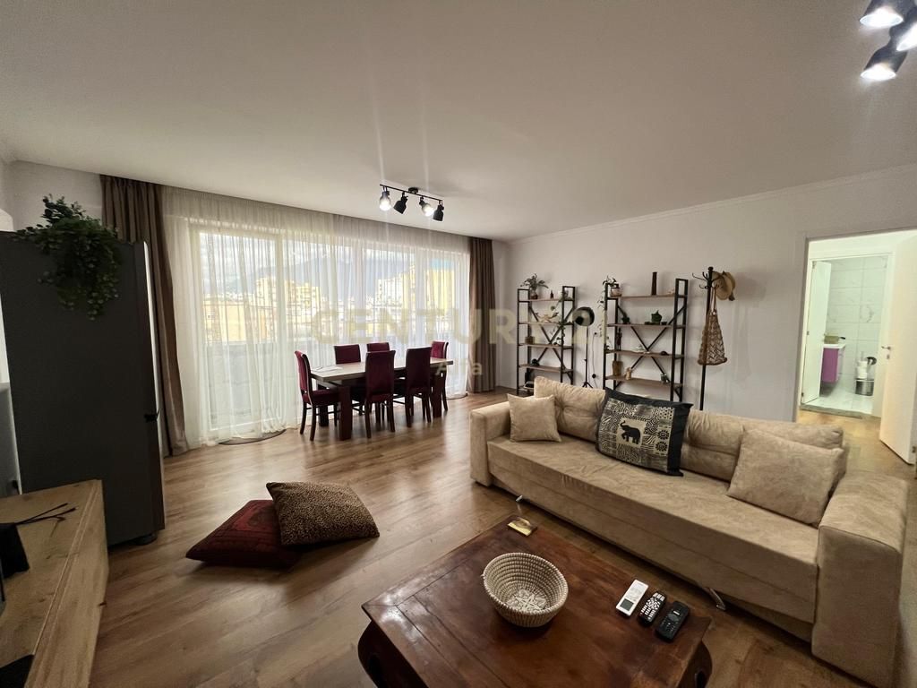 Apartament 1+1 per qira, modern dhe i mobiluar në qendër të Tiranës.