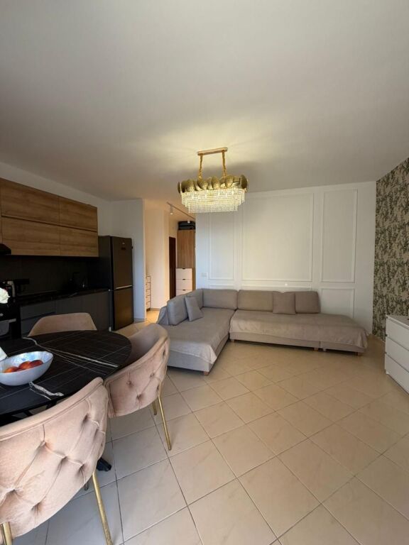 Apartament në Shitje në Sarandë – Rruga Butrinti, pranë Detit