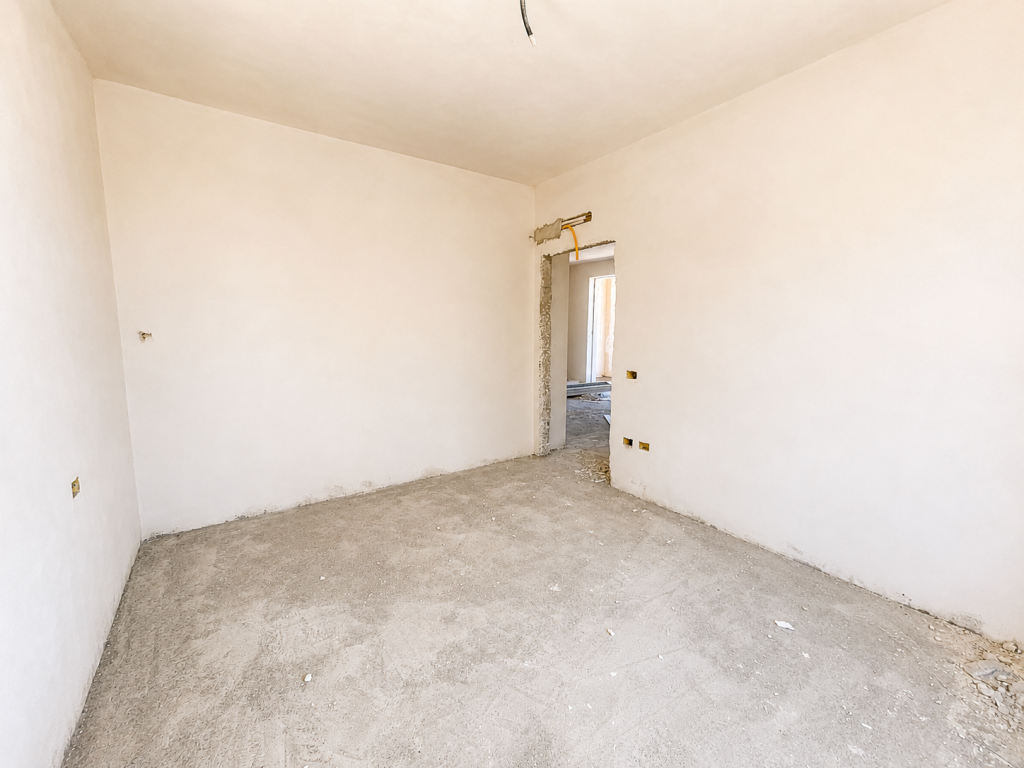 Shitet Apartament 2+1, 90 m² në Qerret
