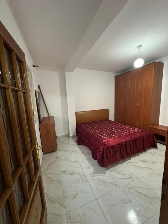 Rent | Shtëpi private 1 + 1 | Paskuqan | 250 €/month
