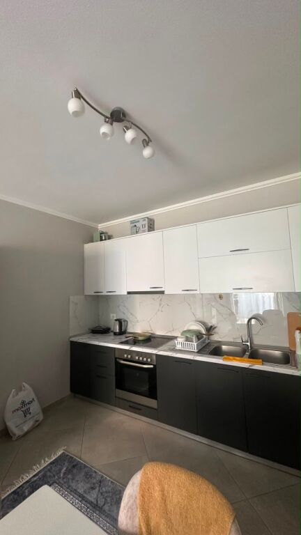 Apartament 2+1+2 në Astir te vila L2 per 550€