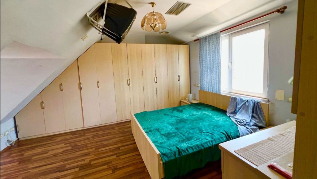 OCCASION!! Duplex 4+1+2 for sale at Kodra e Diellit nr1/ Near the Eleonore foundation.