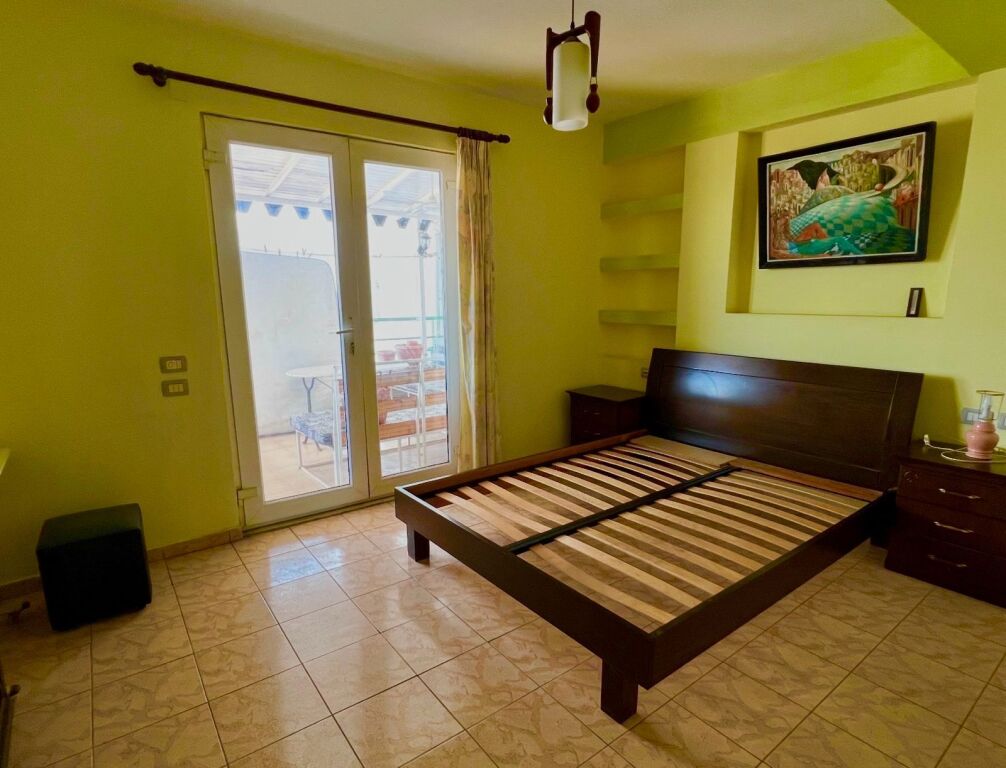 Apartament Duplex 4+1+2 te Kodra e Diellit per shitje!

