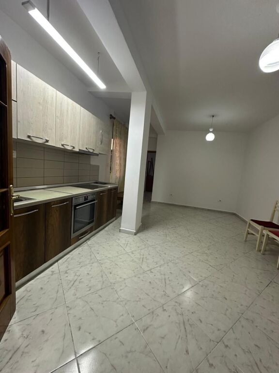 Rent | Shtëpi private 1 + 1 | Paskuqan | 250 €/month