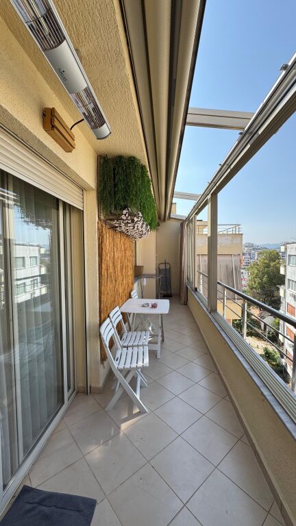 Jepet me qera apartament luksoz 1+1 në Fresk, me post parkimi