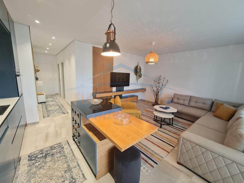 For sale, Apartment 2+1+Yard, San Pietro Residence, Lalëz Bay.