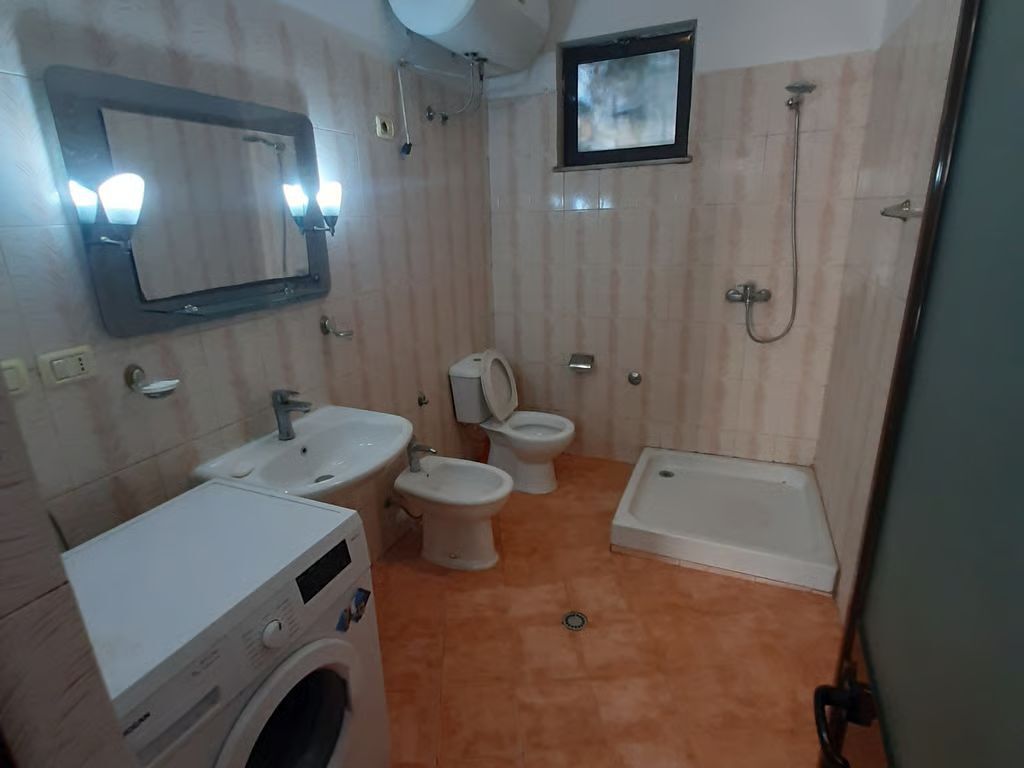 Apartment 1+1 for rent – 5 May Street !