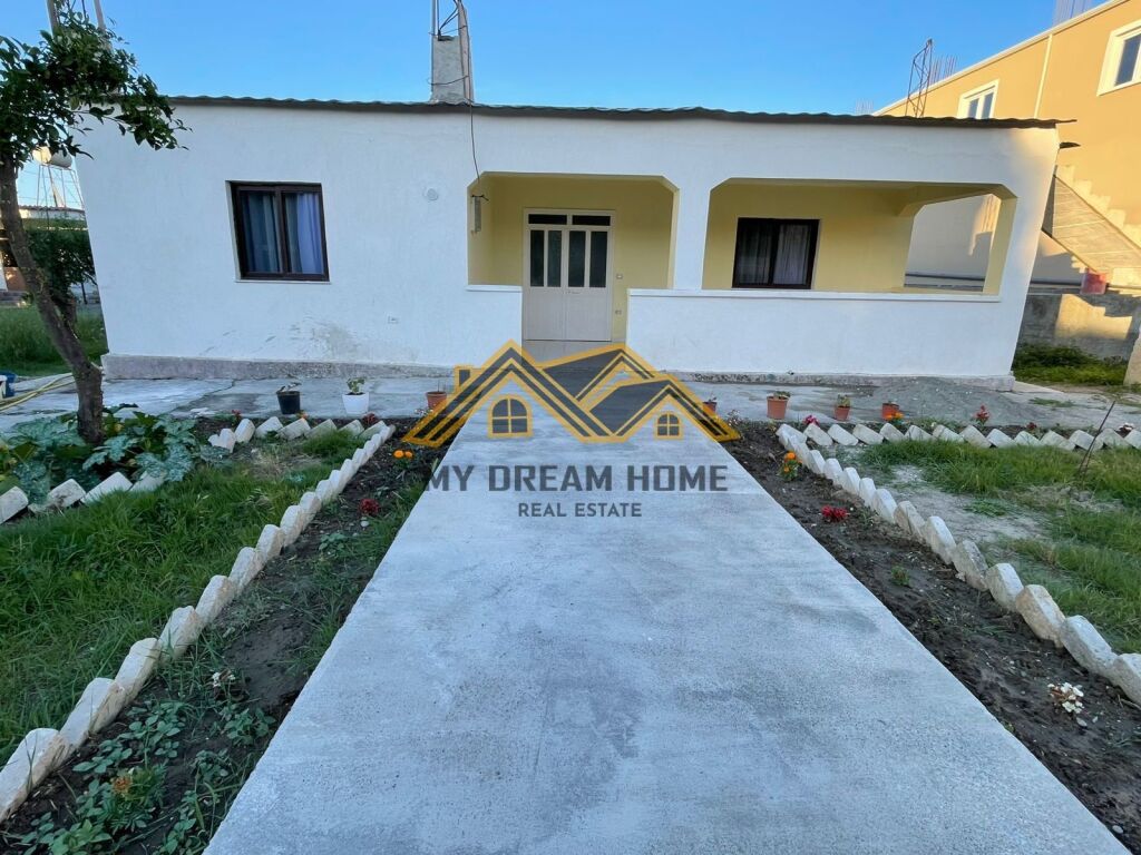 JEPET ME QERA SHTEPI PRIVATE NE PORTO ROMANO