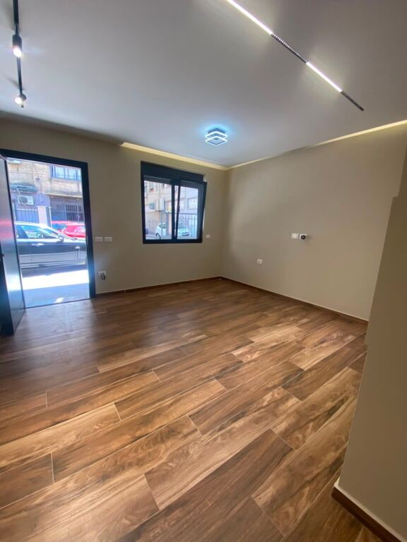 ✨ Jepet me Qira Ambient Biznesi – 21 Dhjetori | Pranë Square 21 | 208 m² ✨