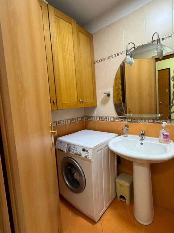 Apartament me wera 3+1 +2 perballe Delijorgjit