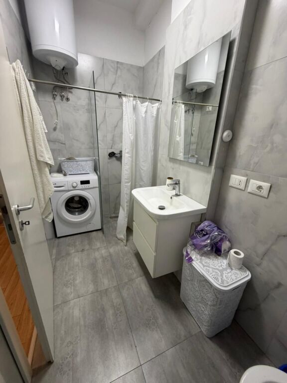 🏡 Jepet me qira 1+1 te 📍Kompleksi Magnet, 21 Dhjetori💶 650 €/muaj