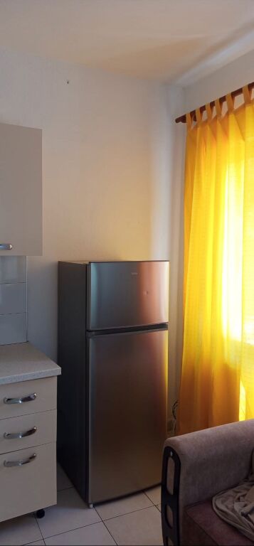 APARTAMENT 1+1. 28000 LEKE. QYTET STUDENTI