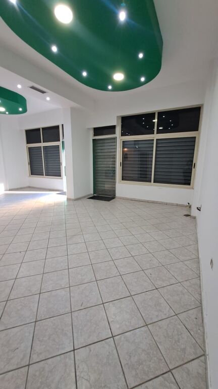 📌LOCALE COMMERCIALE IN AFFITTO – VICINO AL COMPLESSO SQUARE 21