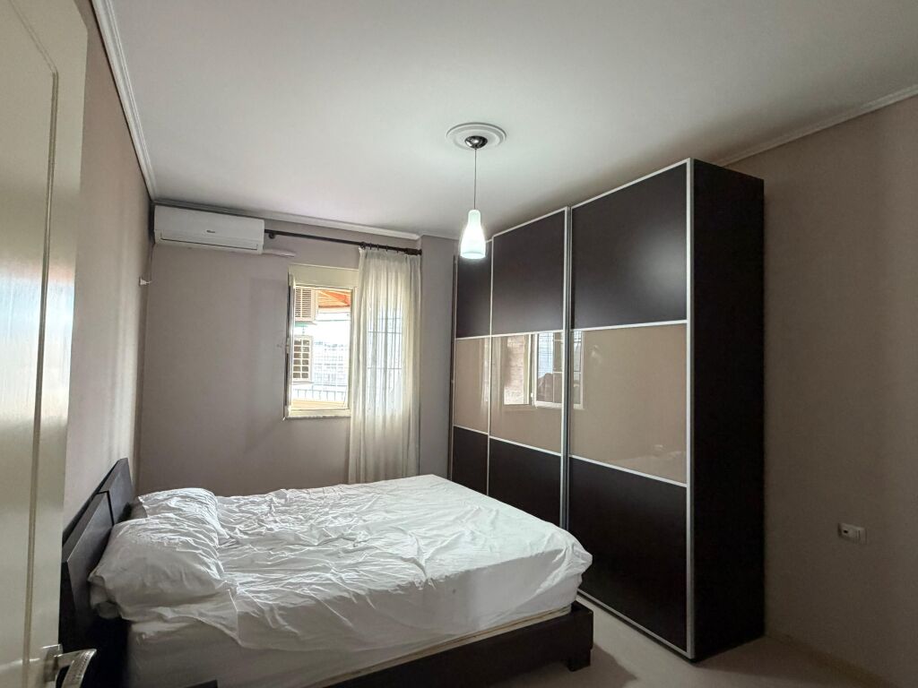 APARTAMENT 2+1+2 NE SHITJE,KOMPLEKSI GRAND PRANE ISH TREGUT ELEKTRIK