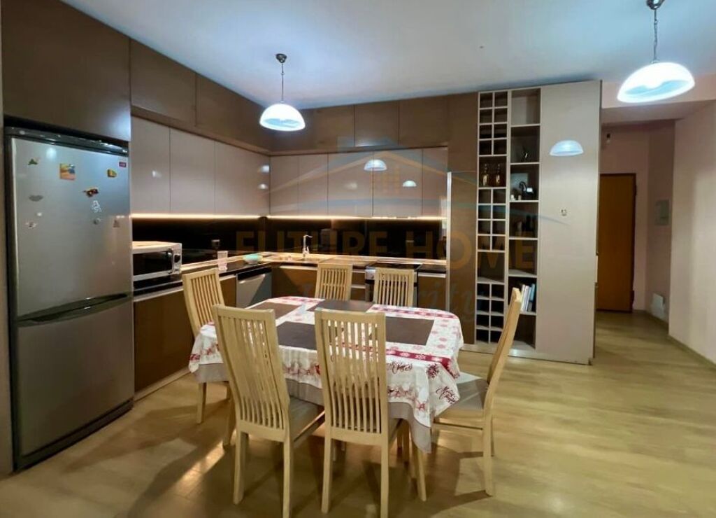 Qera, Apartament 2+1+2, Zogu i Zi, Tiranë.