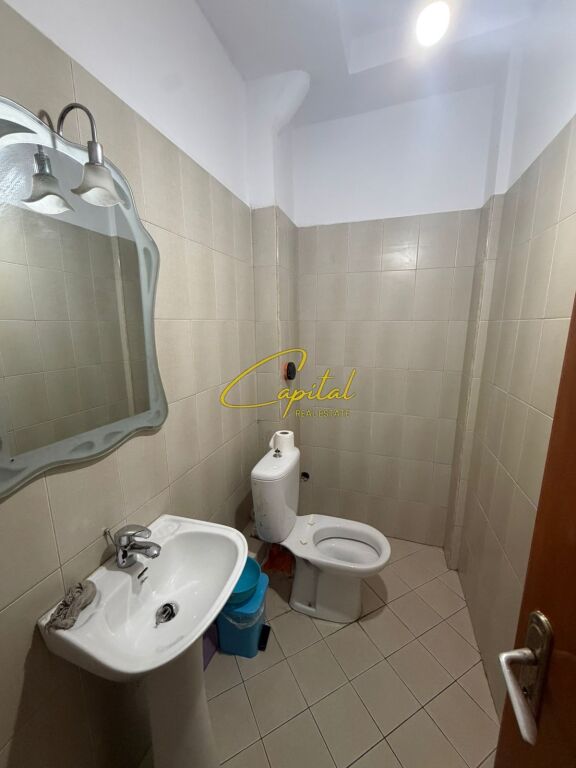 DYQAN ME QIRA 60 M2 SHESHI WILLSON 550 EUOR