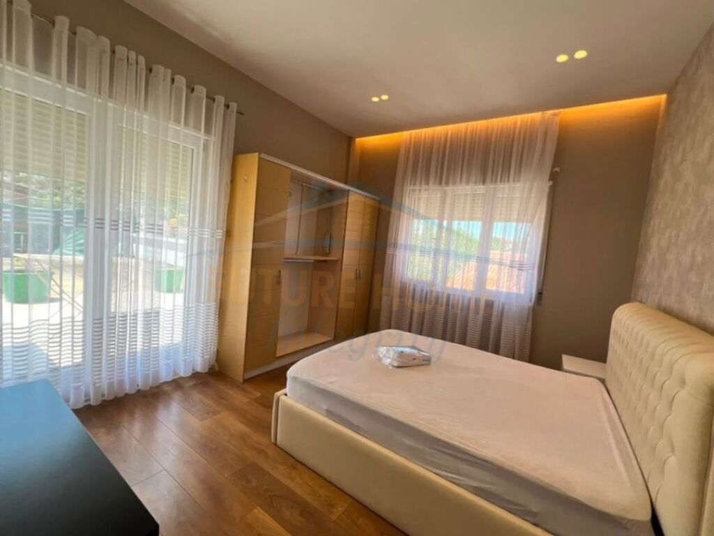 Qera, Duplex 2+1+Verandë, Selitë, Tiranë.