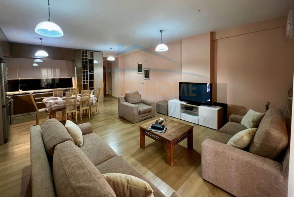 Qera, Apartament 2+1+2, Zogu i Zi, Tiranë.