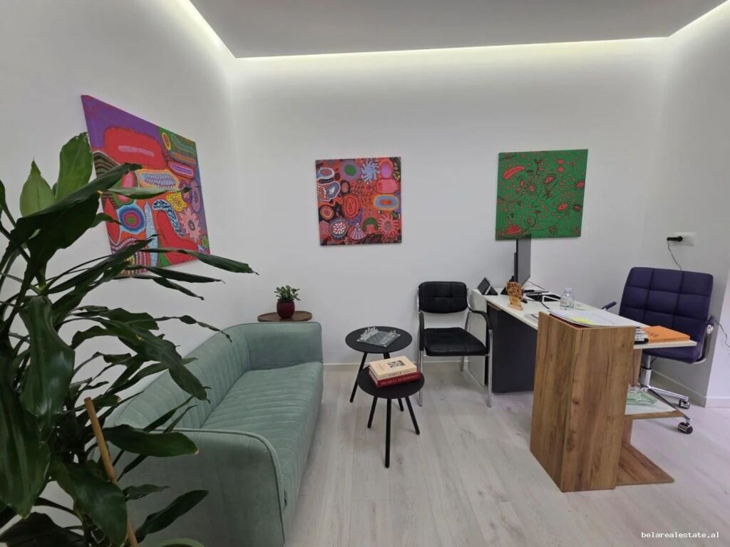 Zyre Me Qera 2+1 Tek Shkolla E Baletit (ID BZ2777) Tirane