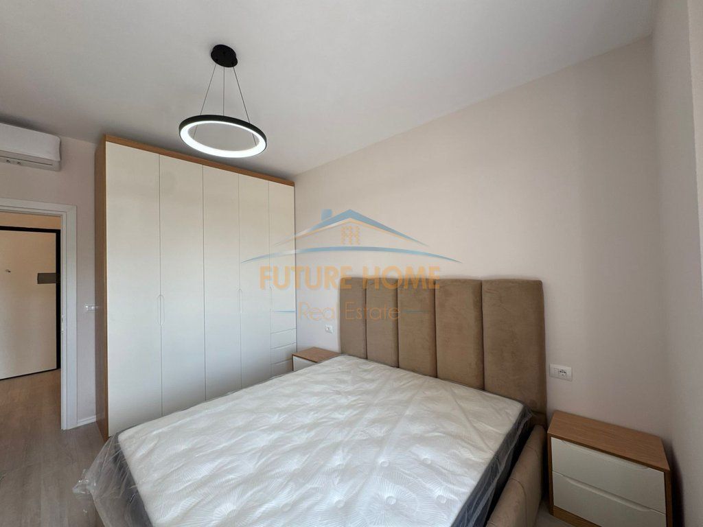 Disponojmë për qera apartament 1+1, S-Block Living, Zogu i Zi