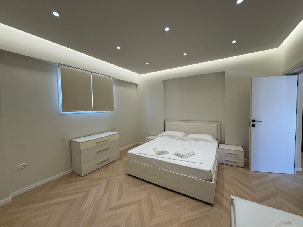 Appartamento 1+1 in Affitto a Lungo Termine - Lungomare, Vlore