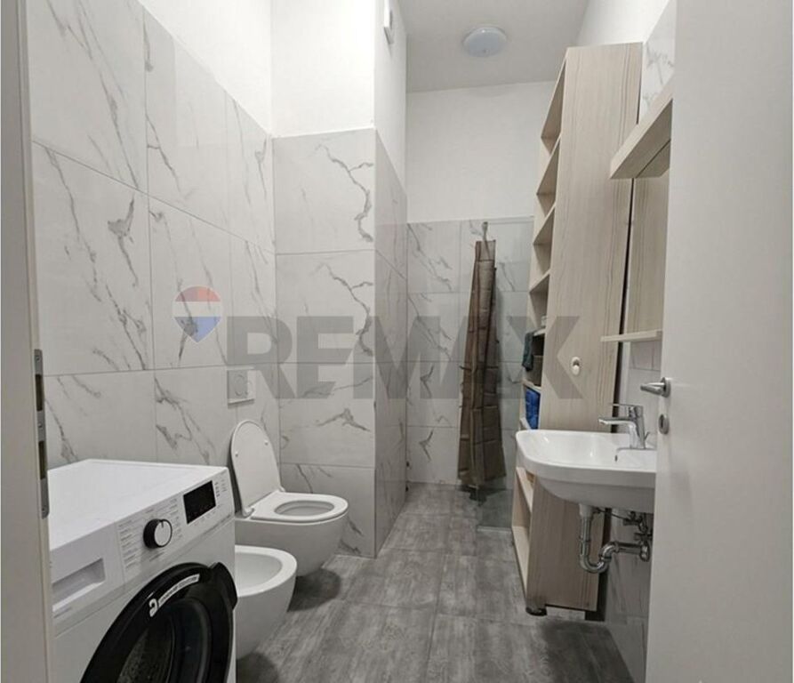 Apartment - For Sale - Complex Contact, Tirana