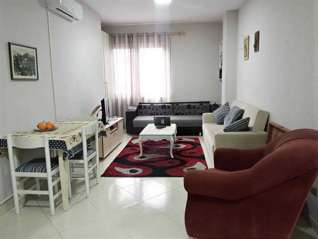 Apartment 1+1 for Rent – Dibrës Street, near Police Station No. 4 !