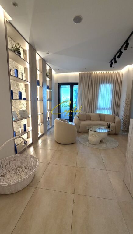 UFFICIO IN AFFITTO 100 M2 COMPLESSO SQUARE 21 1.100 EURO