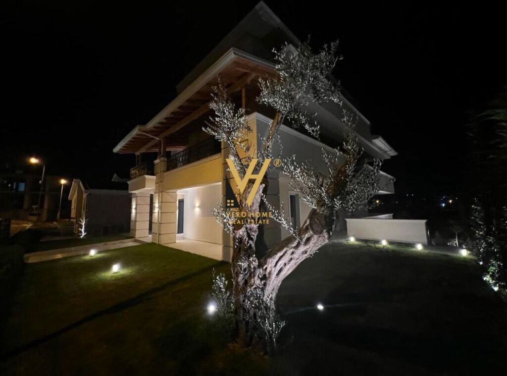 LUXURY 3-STOREY VILLA FOR SALE AKACIA HILLS RESIDENCE 1,800,000 EURO