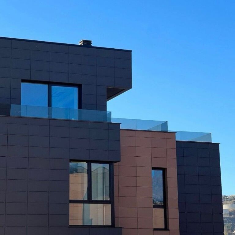 🏡 Vilë e Bashkangjitur me Ashensor Personal për Shitje – Luminor Residence, TEG ✨