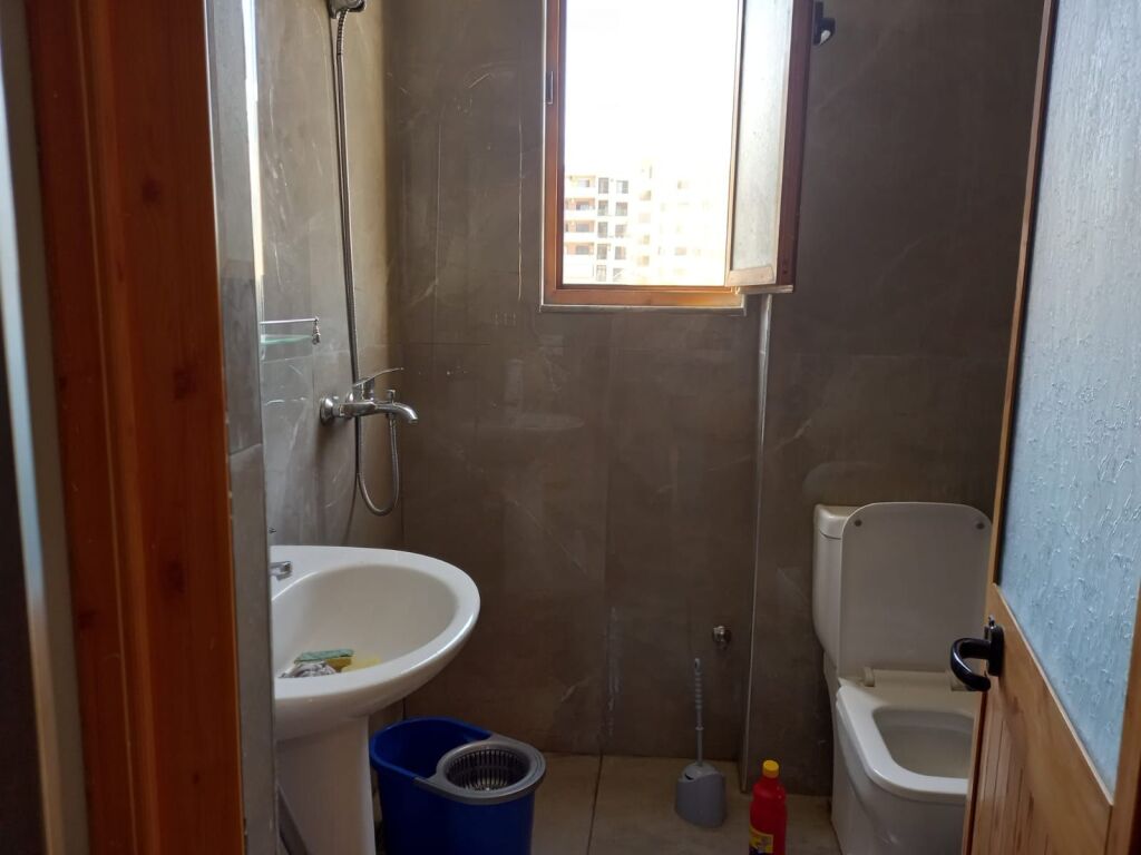APARTAMENT ME QERA 1+1