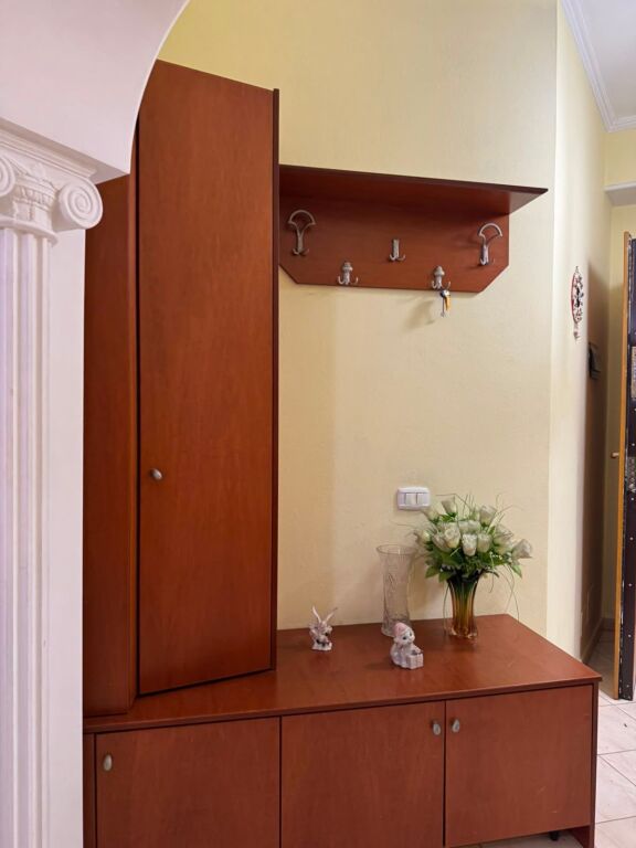 Apartament me wera 3+1 +2 perballe Delijorgjit