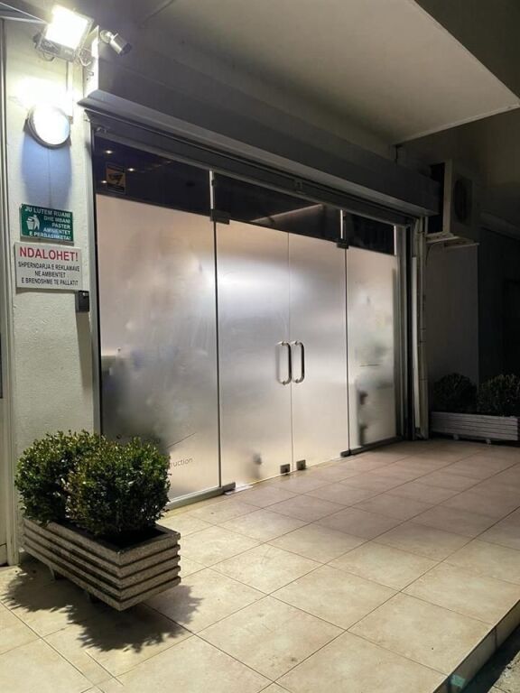 Negozio in vendita o scambio con un'altra proprietà/ a Kodra e Diellit / Vicino alla Fondazione Eleonore
