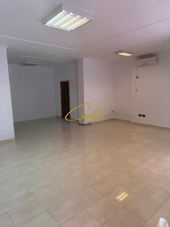 DYQAN ME QIRA 60 M2 SHESHI WILLSON 550 EUOR