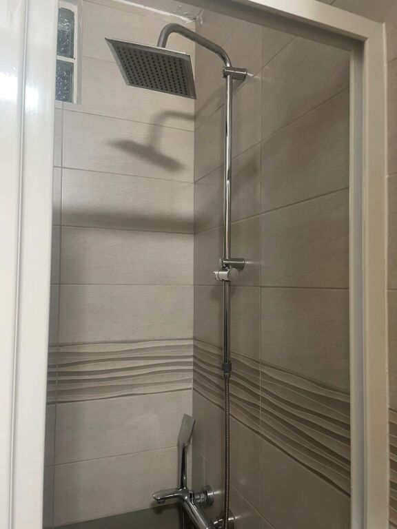 Apartament 1+1 në shitje – Shkëmbi i Kavajës!