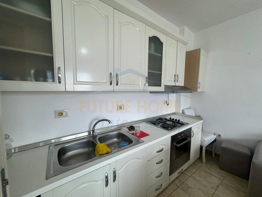 Qera, Apartament 1+1, Fresku, Tiranë.