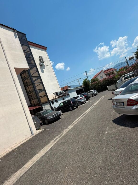 🏢 AMBIENT BIZNESI ME QIRA – PASKUQAN | 450 m² 1000 Euro