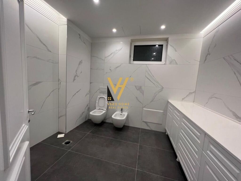 LUXURY 3-STOREY VILLA FOR SALE AKACIA HILLS RESIDENCE 1,800,000 EURO