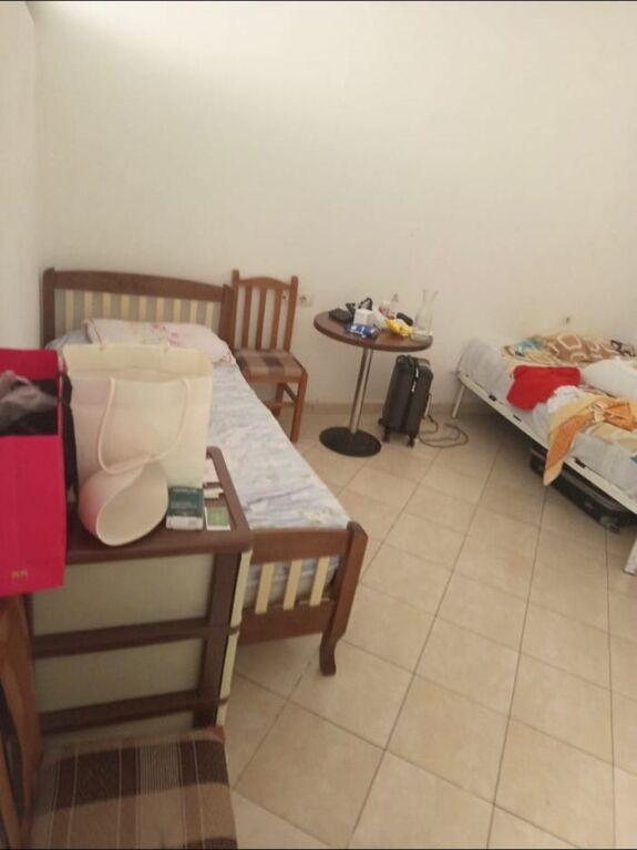APARTAMENT 1+1/ 27000 LEKE.FAKULTETI I MJEKSIS